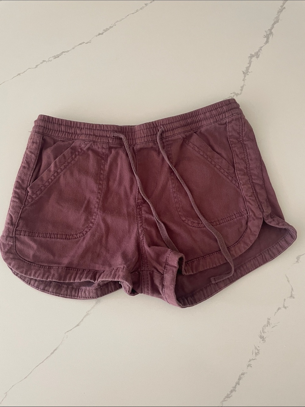 Women’s Casual Drawstring Pocket Shorts - Plum